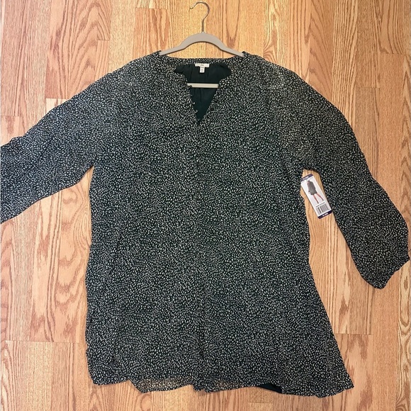 Green and White Long Sleeve V-Neck Sundress Long Sleeve NWT 2XL - Picture 6 of 10